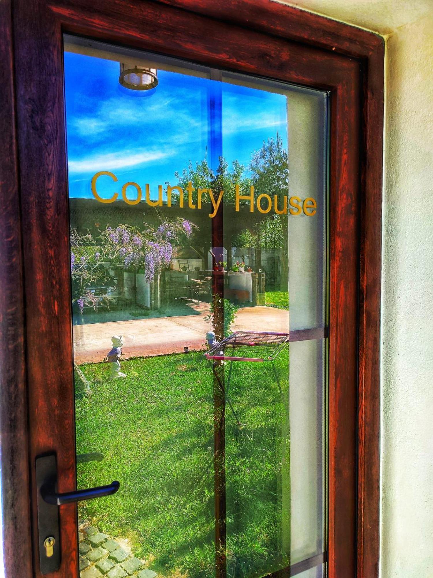 אורדאה Courtyard Studio מראה חיצוני תמונה